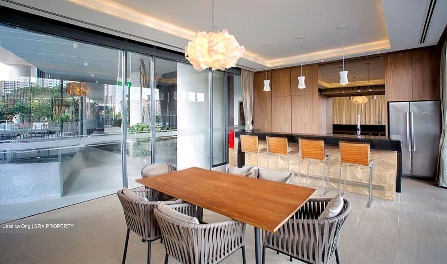 Centro Residences (D20), Condominium #606867341
